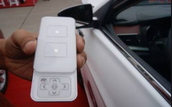 如何关闭/开启自动泊车辅助