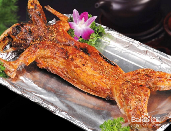 烤全兔的腌制做法