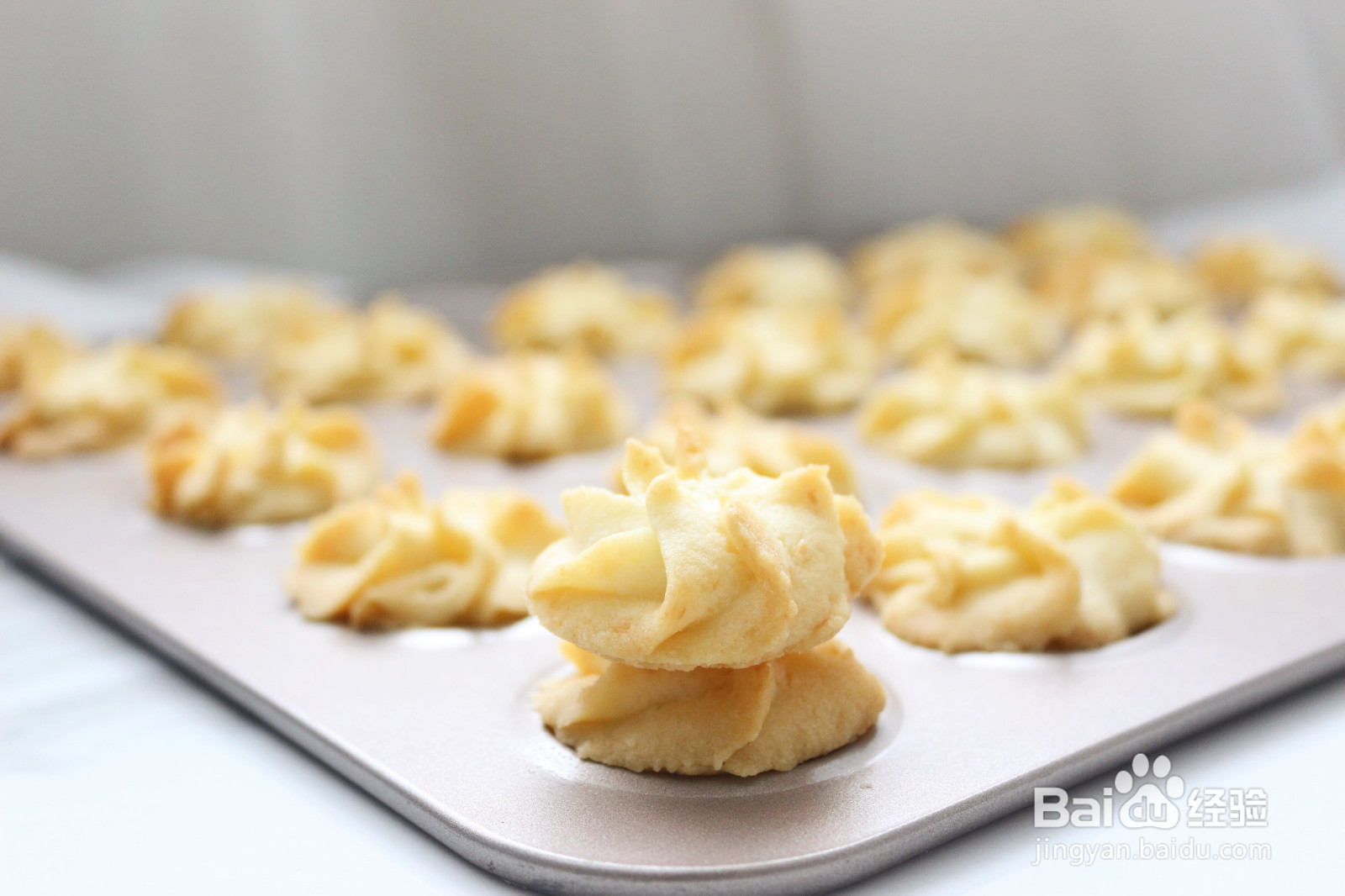 椰香曲奇饼干的做法