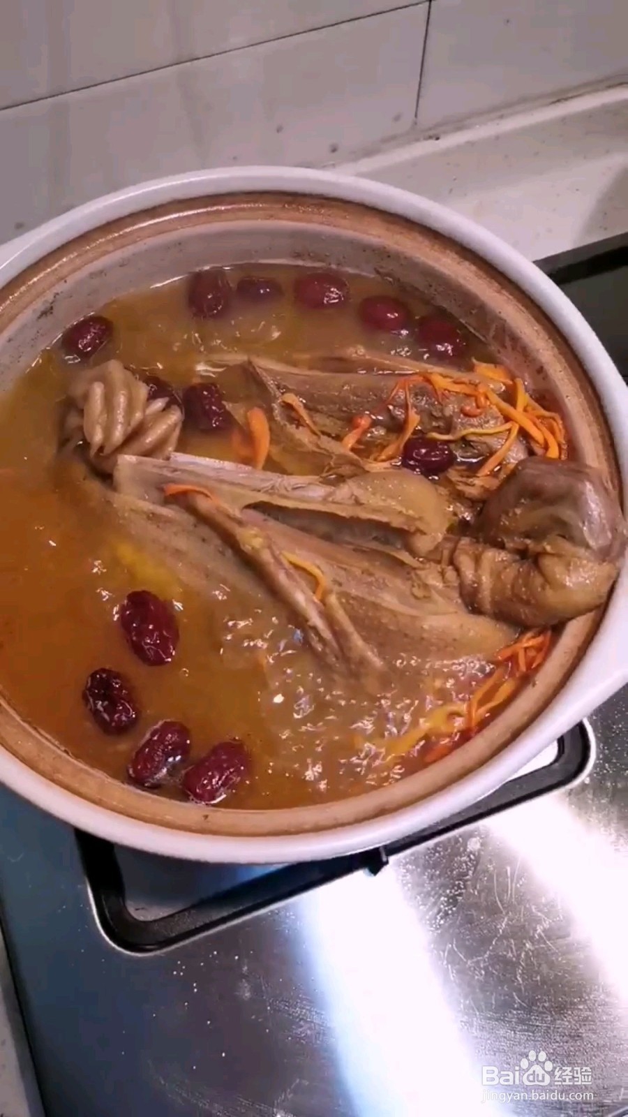 特色新法虫草老鸭煲