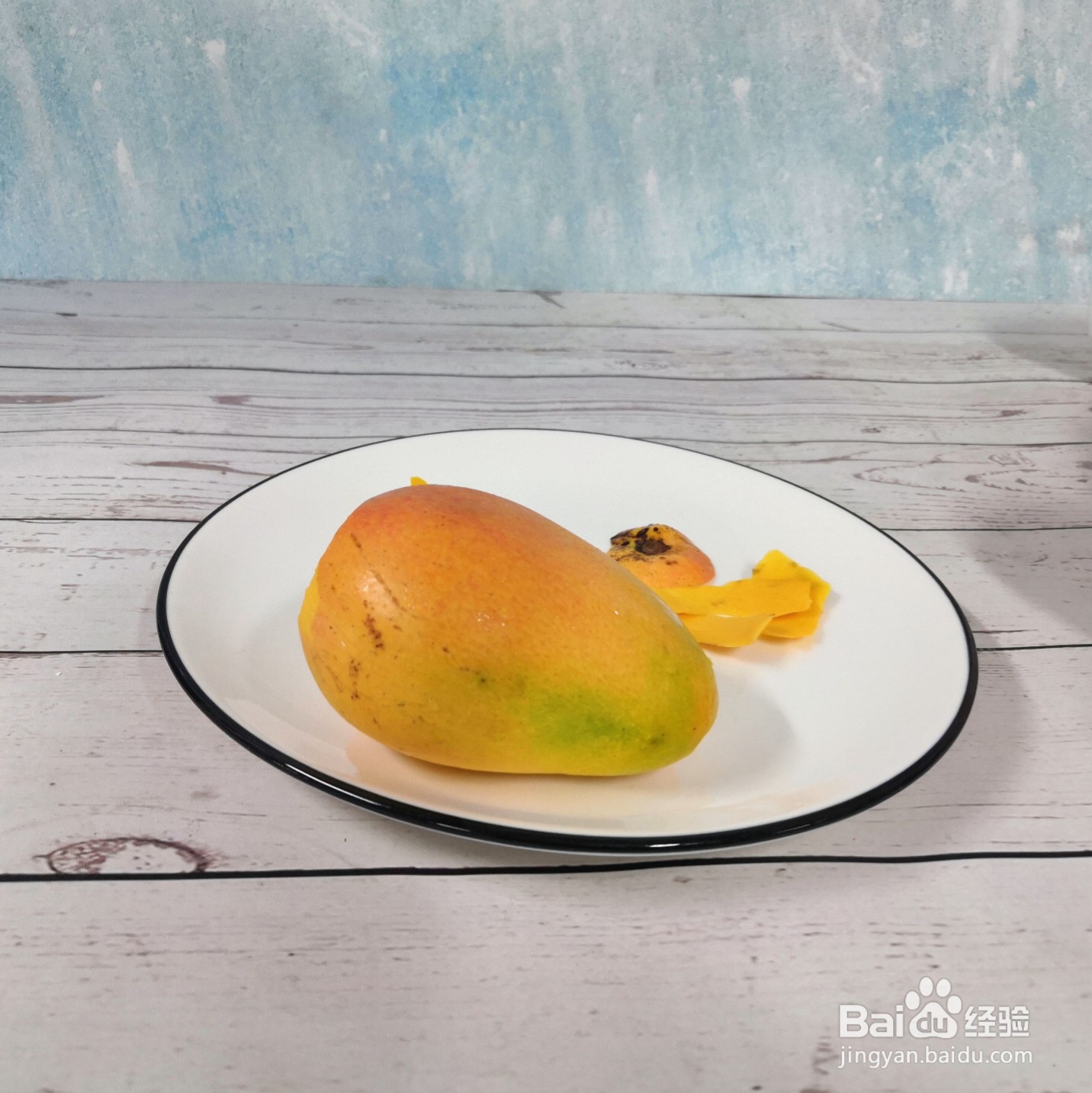 怎么把芒果切成格子小块？