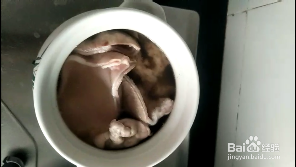 墨鱼咸菜猪肚汤怎么做？