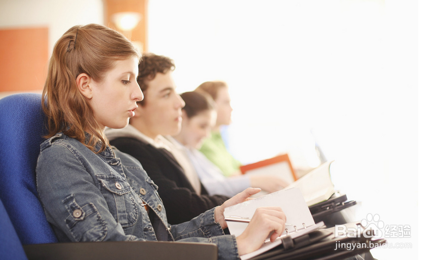 优秀班主任：[8]语言艺术节6点半