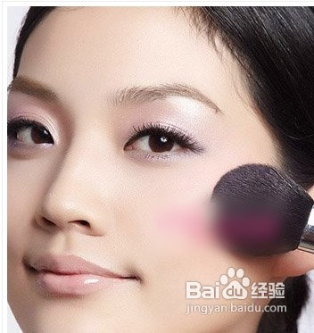 蕾丝彩妆打造步骤