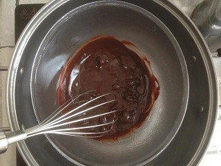 黑巧克力雪球怎么做