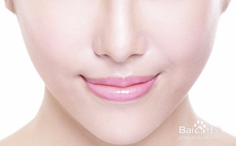 如何快速去黑头？