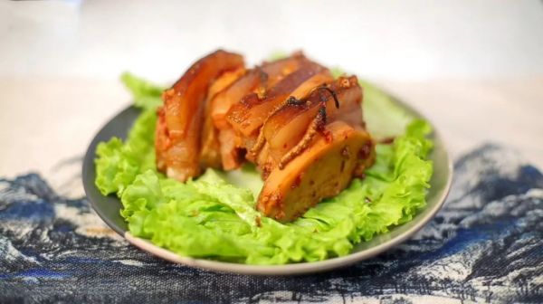 冬虫夏草芋头扣肉