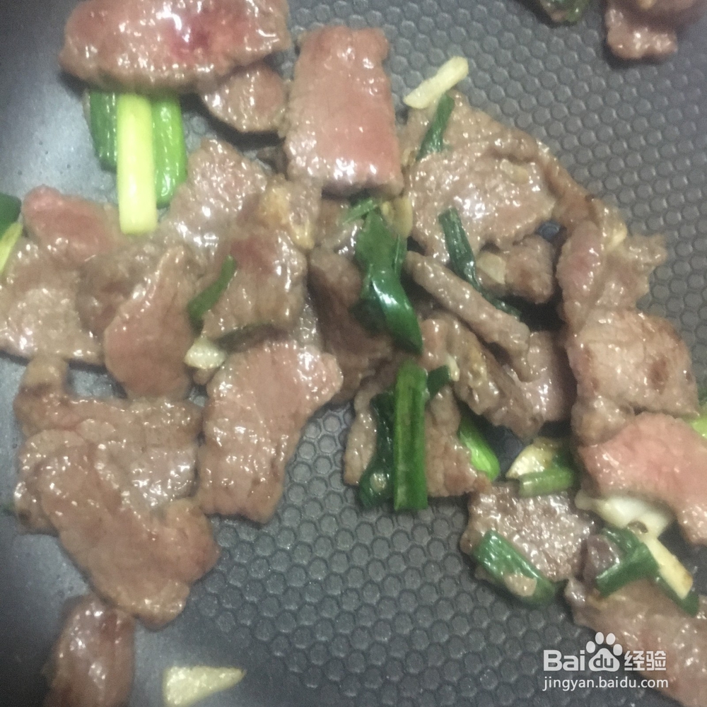 牛肉炒白菜的家常做法