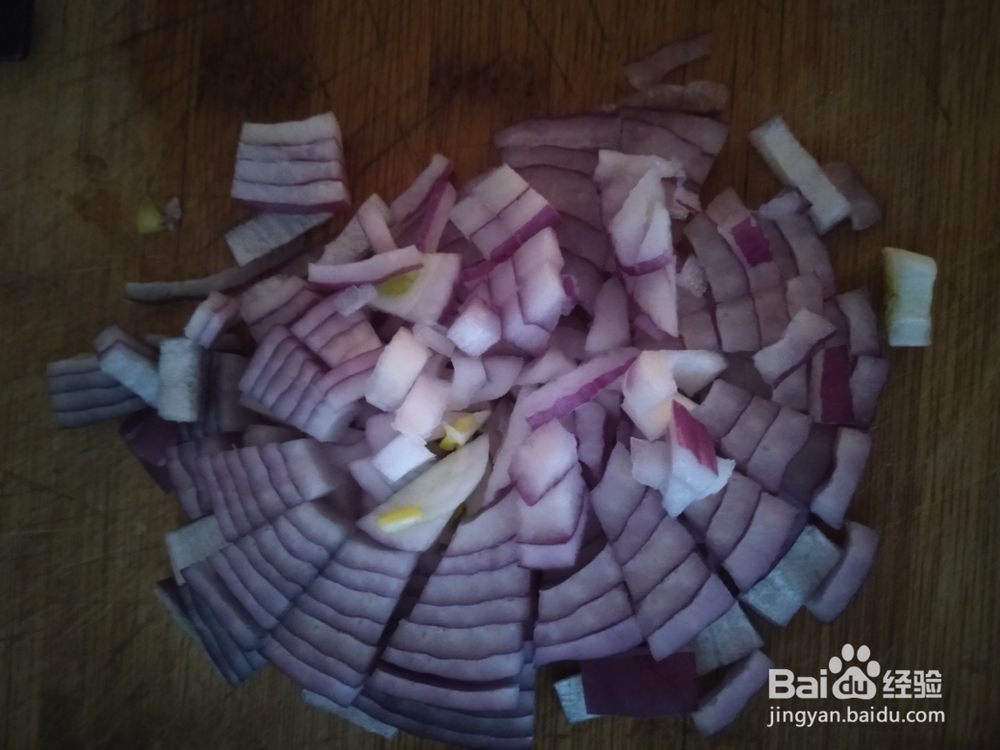 香气浓郁的蒜薹炒鸡蛋