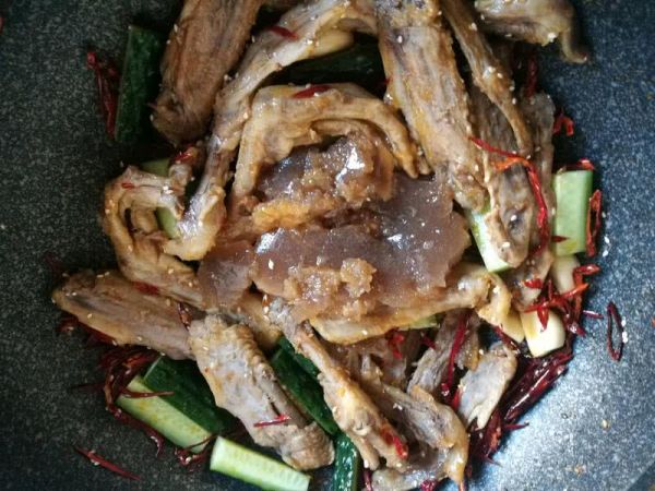 馋嘴鸭翅#食光社干锅鸭#