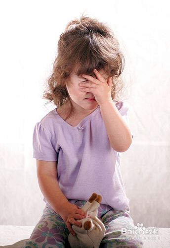 小孩尿床是怎么回事