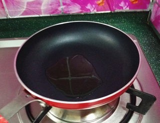 抱蛋煎饺制作的攻略