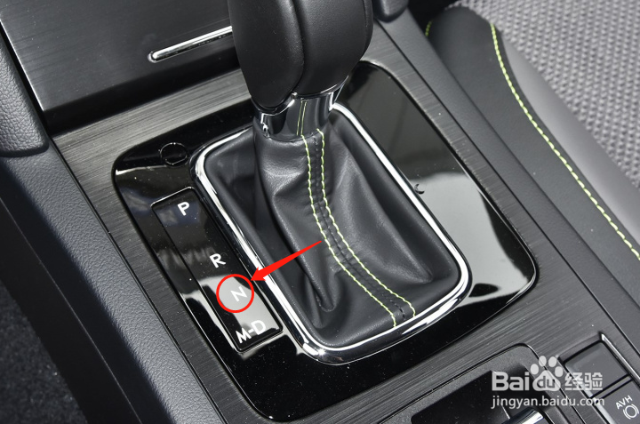 斯巴鲁傲虎汽车档位怎么挂档