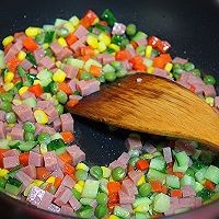 如何做出好吃的火腿炒饭？