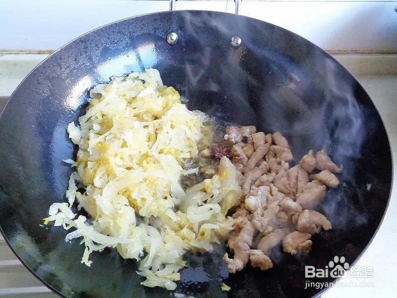 “酸菜炖粉条”怎么做更好吃？