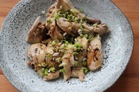 如何制作葱油鸡腿