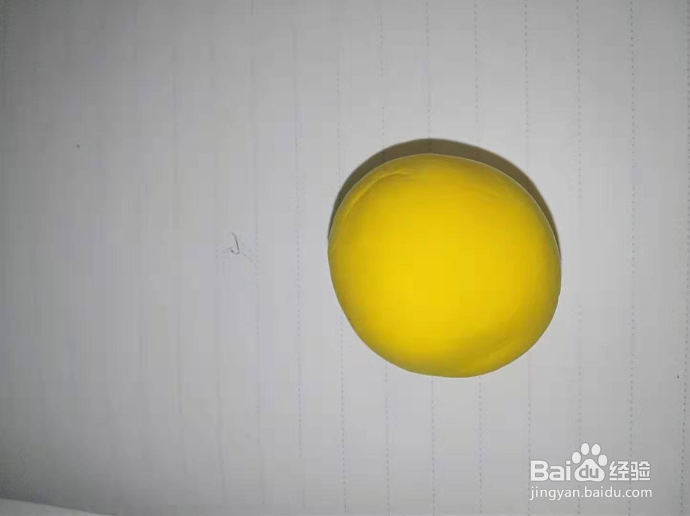 如何用太空泥制作小狮子