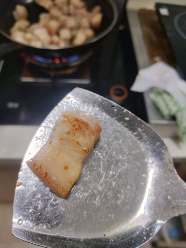 红烧肉偶遇红枣和土豆块