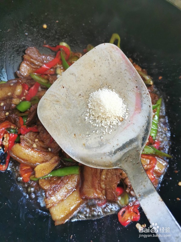 爆炒回锅肉的做法