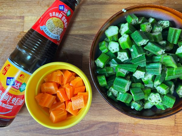 夏日出品凉拌秋葵