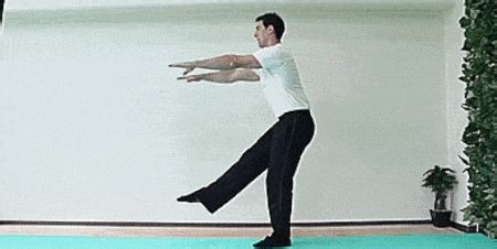 八个徒手锻炼腿部的动作