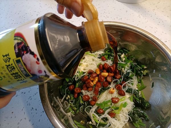 珍选捞汁拌菠菜