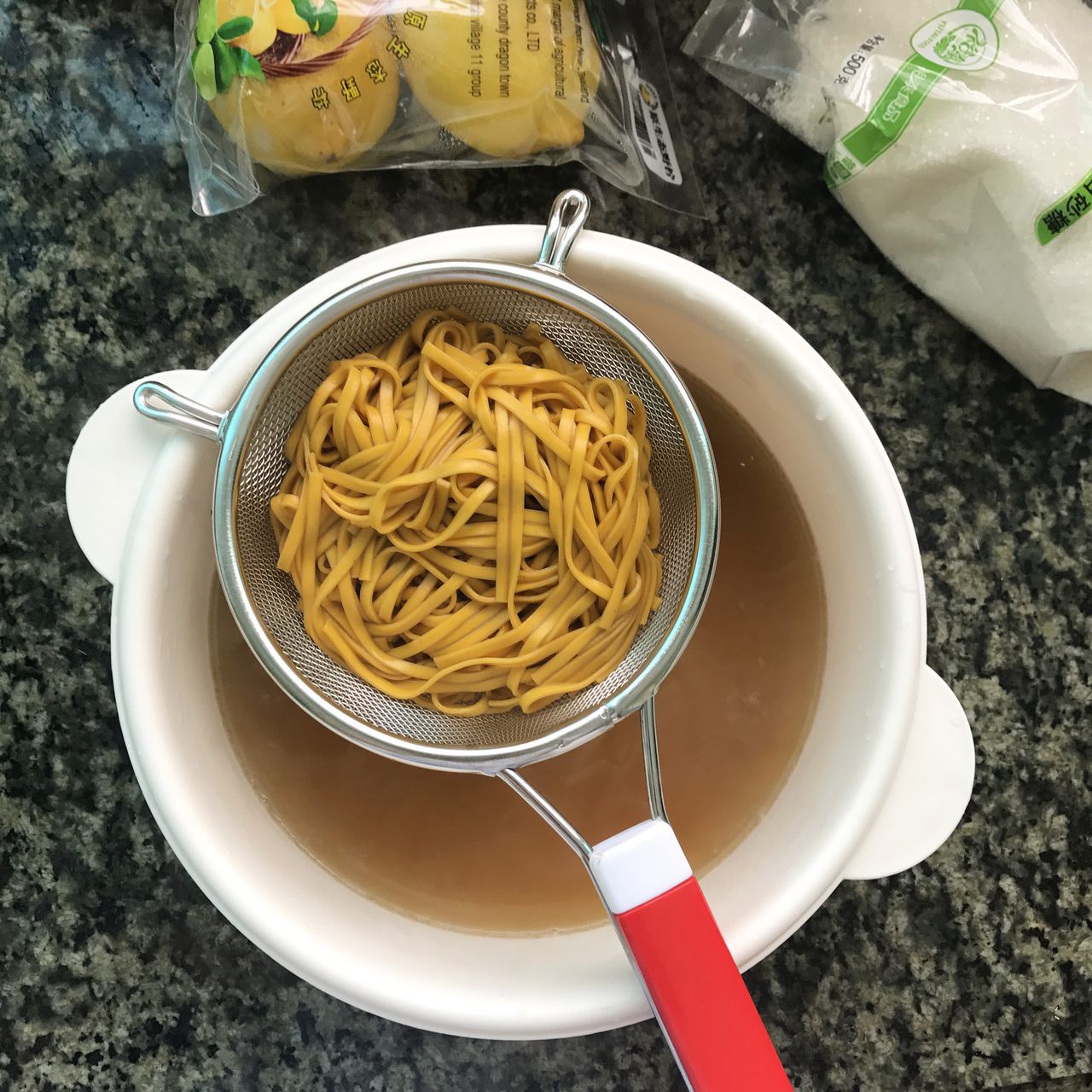 超美味的潮州酸甜拌面,每一口都是满满的幸福!