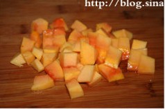 木瓜银耳莲子汤