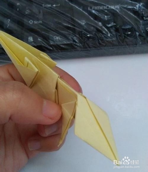 折纸狮鹫怎么折