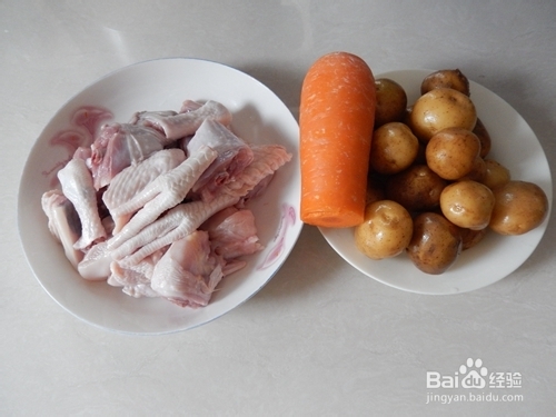 如何做美味炖菜:土豆炖鸡块