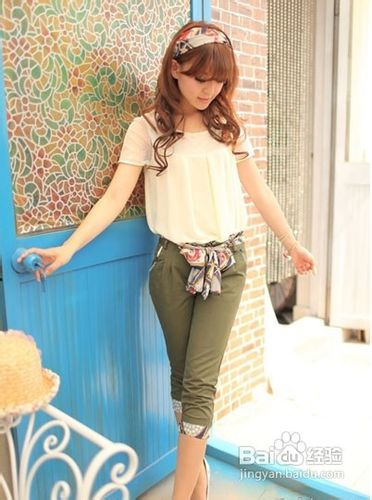 雪纺衫和七分裤搭配清爽显高挑