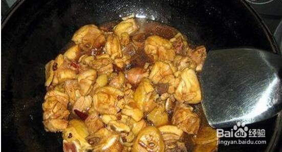 黄焖鸡怎么做?自己在家怎么做黄焖鸡?