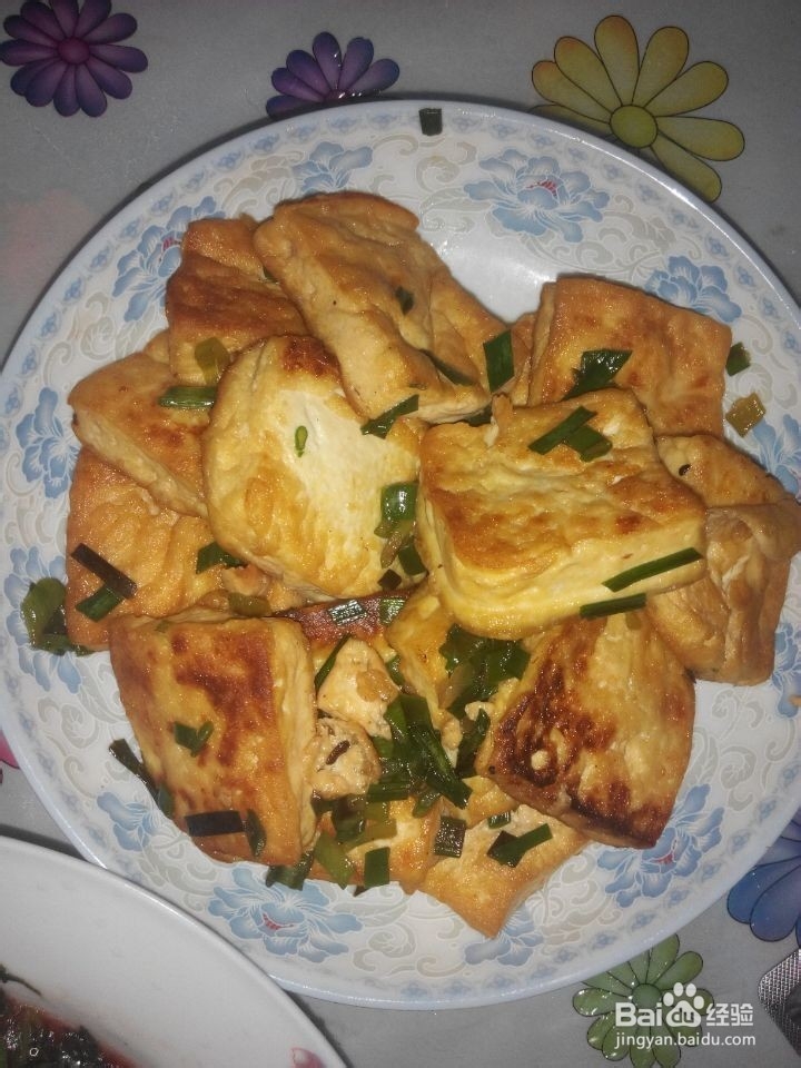 豆腐葱花炒腊肉