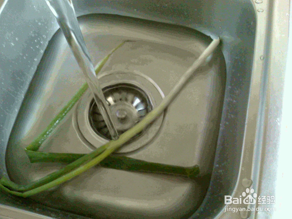 老年人怎样做好蛋花汤的备料