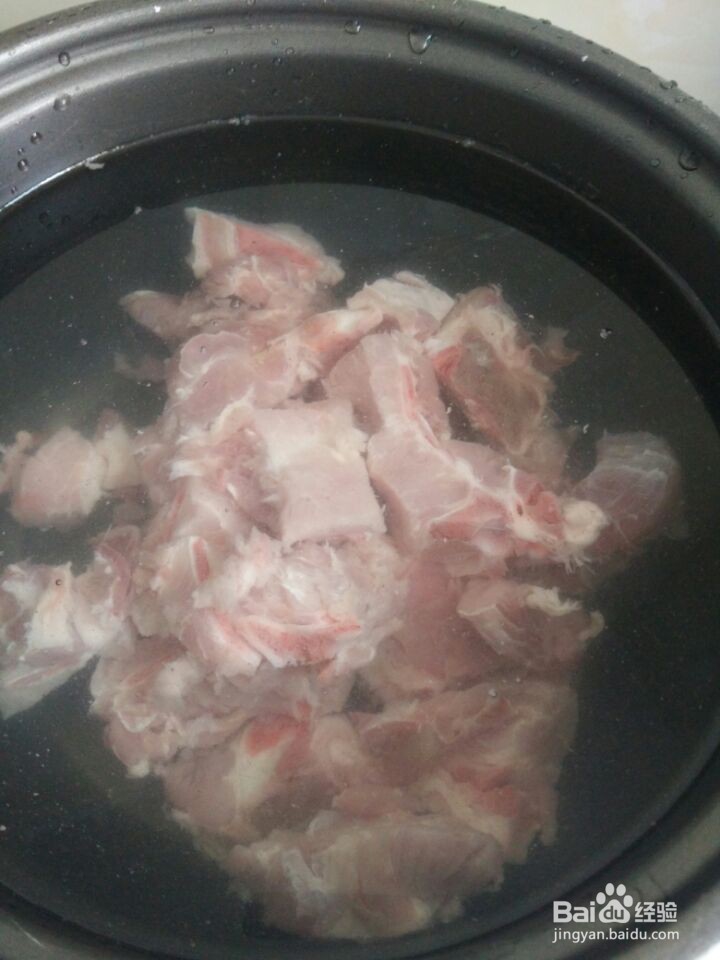 电饭煲熬海带骨头汤