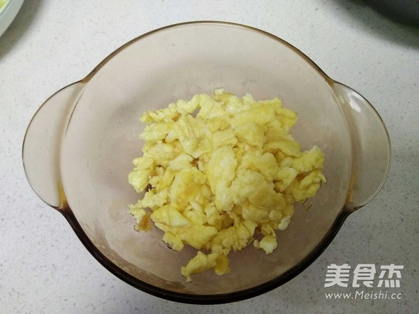 西葫芦炒鸡蛋