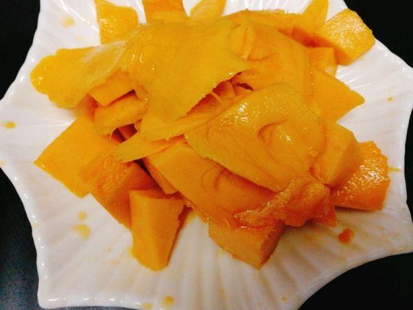 芒果椰汁千层糕