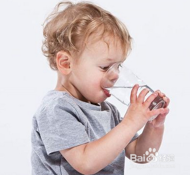 炎炎夏日如何预防宝宝长痱子?