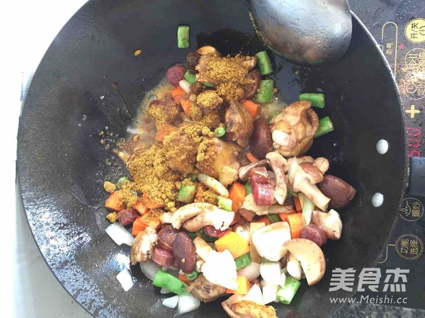 咖喱鸡焖饭的做法