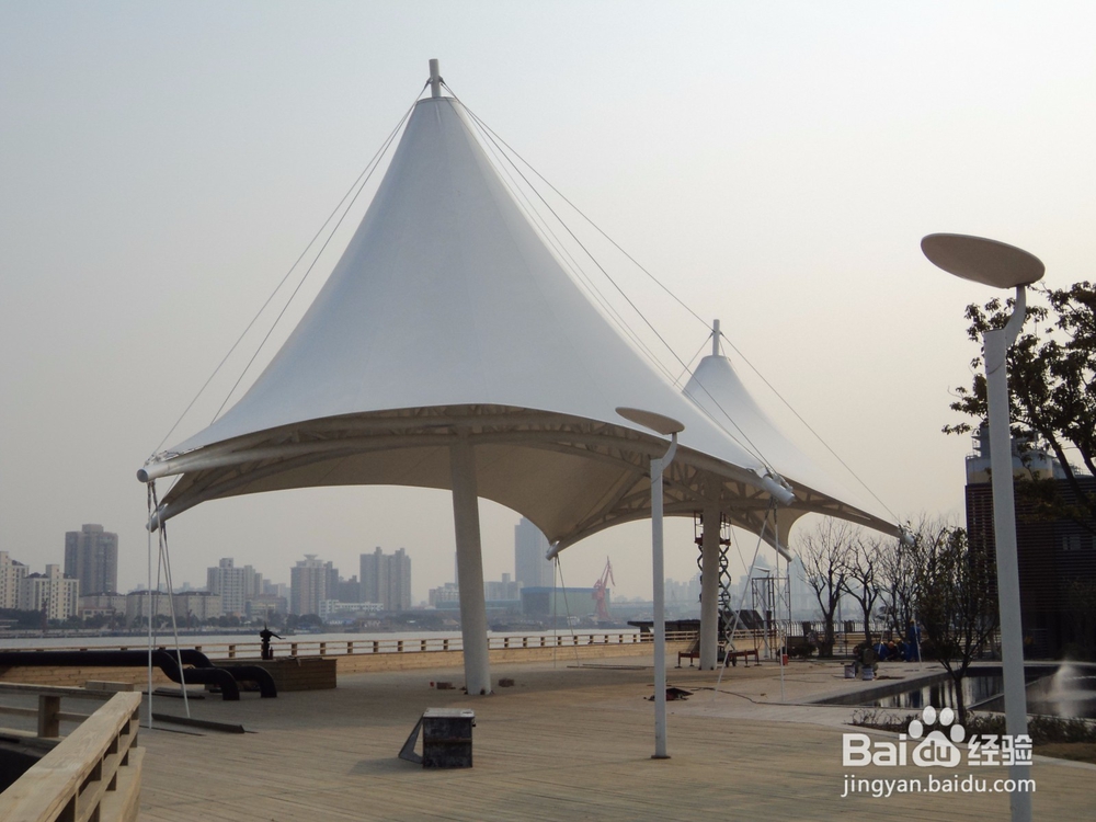 张拉膜结构在排水的设计