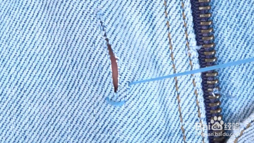 衣服破了这样缝补丁,保证别人看不出来