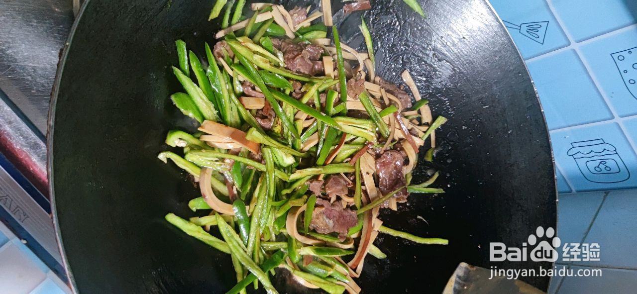 鸡蛋干牛肉的做法