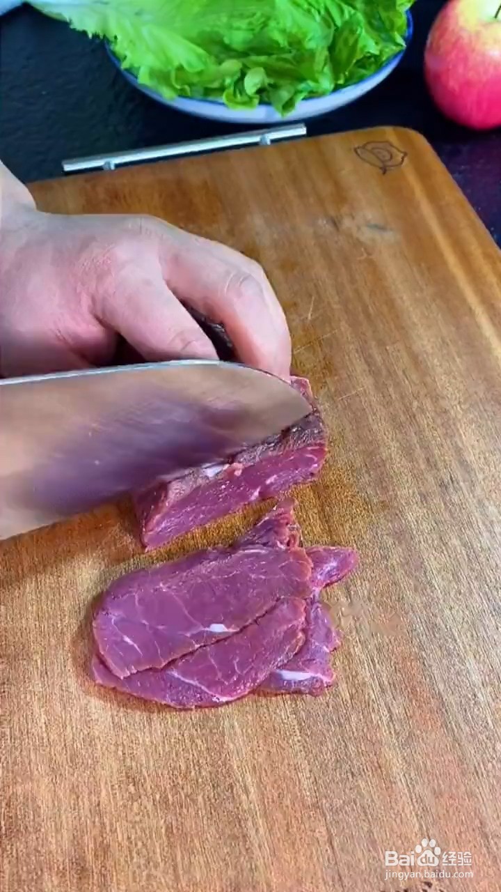 如何做烤牛肉简单又好吃