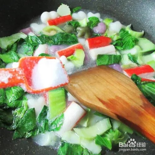 蟹棒年糕青菜汤