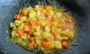 如何做咖喱鸡肉饭