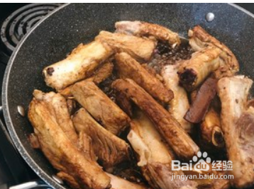 超简单但无敌好吃的排骨炖土豆