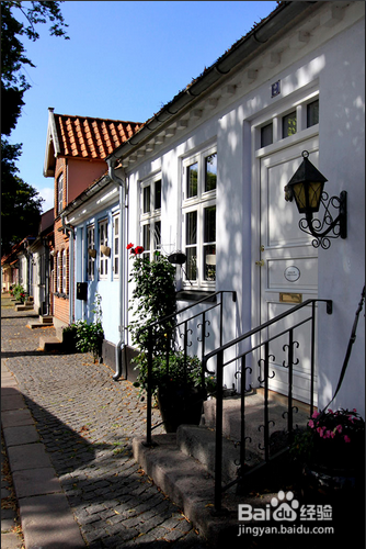 如果你总是忘不掉你的初恋该怎么办呢?