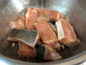 如何制作啫啫鱼煲