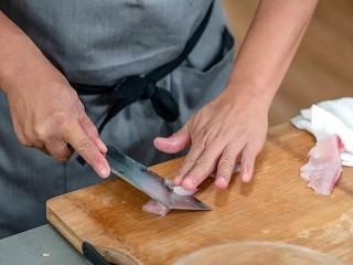 山珍海味乌鸡汤怎么做？