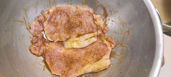 黄金咖喱猪扒饭